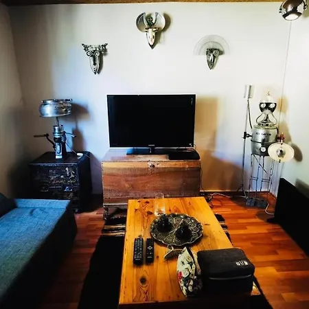 Ozzy Homes Apartment